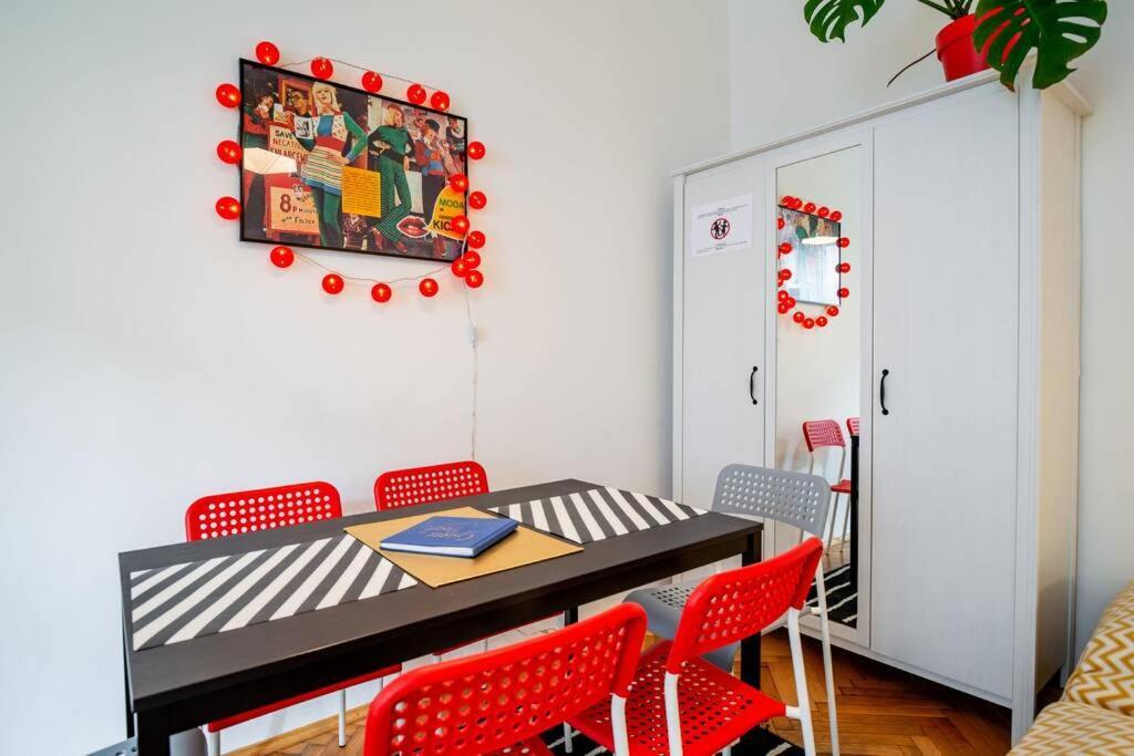 Blue Peace-Apartment With Free Parking In Center For 1-6 People Krakow Exterior photo